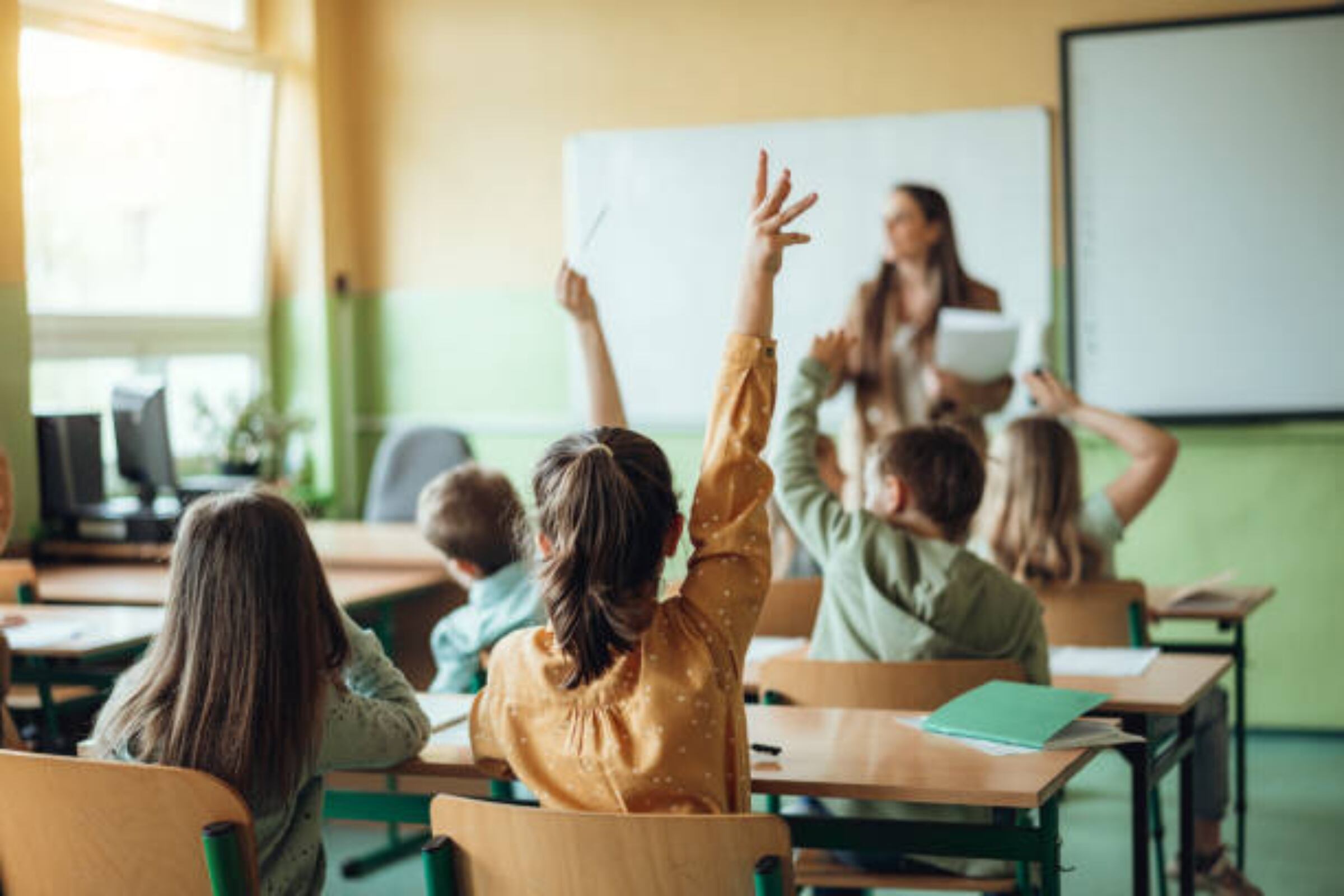 El Departamento de Educación de NYC publicó el calendario escolar 2025-2026 con fechas clave para familias y estudiantes. (Foto: iStock)