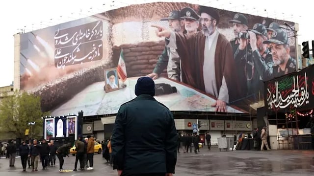 Irán admite contactos con Estados Unidos pero niega que haya conversaciones