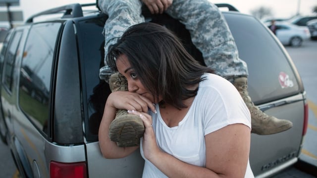 Momentos de angustia por el ataque en base militar de Fort Hood