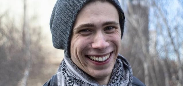 ¿Quién es Owen Teague, el actor que hace de Noa en “El planeta de los simios: Nuevo reino”?