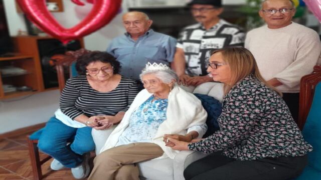 Día de la Madre: tiene 101 años de edad y es coronada como “la mamita más longeva” de Carmen de la Legua