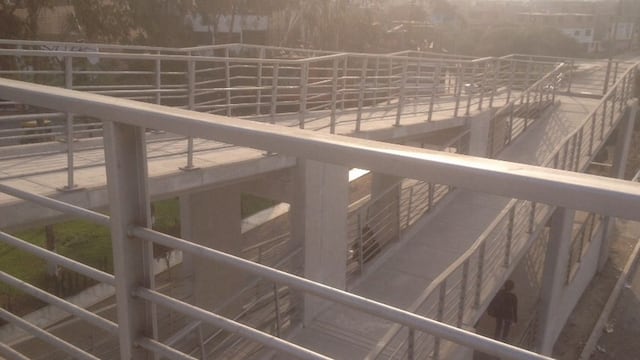 Evitamiento: puente tiene una sola rampa para discapacitados