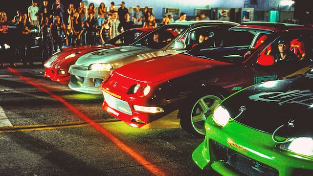 Rápidos y Furiosos cumple 25 años: estos son los carros que marcaron la primera película