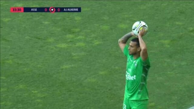 Trauco anotó en la tanda penales en favor del Saint Étienne vs. Auxerre, pero no alcanzó y descendieron en la Ligue One | VIDEO