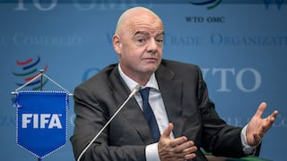 Figo le da la espalda a Infantino: “Es momento de salvar al fútbol”