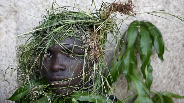 Los enmascarados que protestan contra el gobierno de Burundi