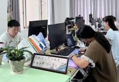 ¿Por qué en China hoy se está pagando por ‘fingir’ que los jóvenes tienen trabajo?