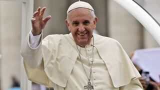 Francisco: "Juan Pablo II y Juan XXIII actualizaron la Iglesia"