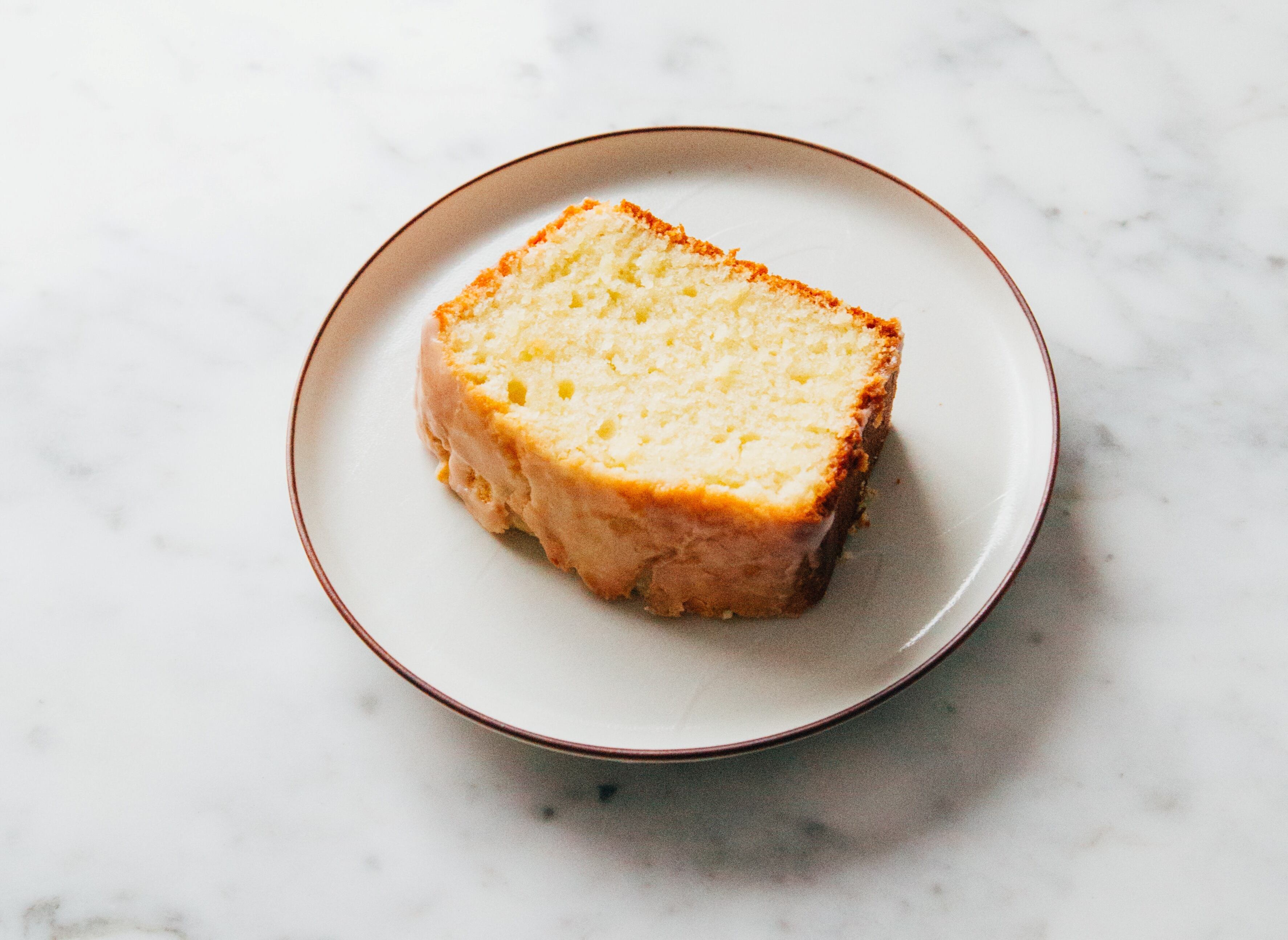 Bizcocho de yogurt. (Foto: charlesdeluvio/ unsplash)