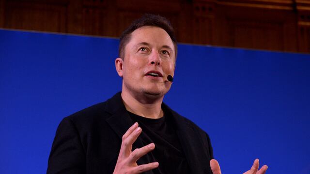 ¿Cómo es la “prueba de dos manos” que usa Elon Musk para contratar empleados?