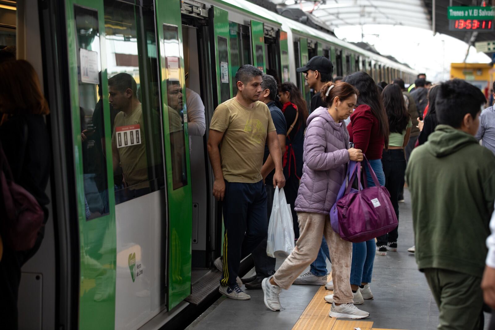 Navidad 2024: Línea 1 del Metro de Lima rompe récord con 720 mil pasajeros en un día. (Foto: Difusión)