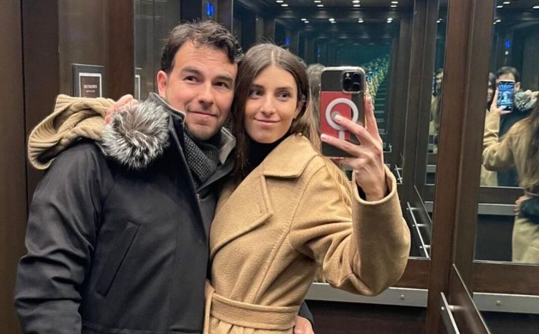 Checo Pérez inició su historia de amor con Carola Martínez en 2017 (Foto: Checo Pérez/ Instagram)