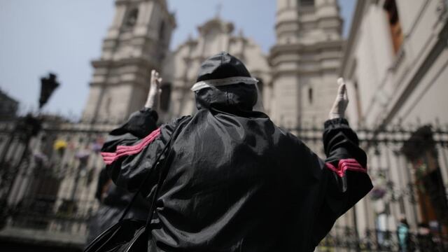 Minsa: Disponen uso obligatorio de mascarilla y escudo facial para ingresar a iglesias 