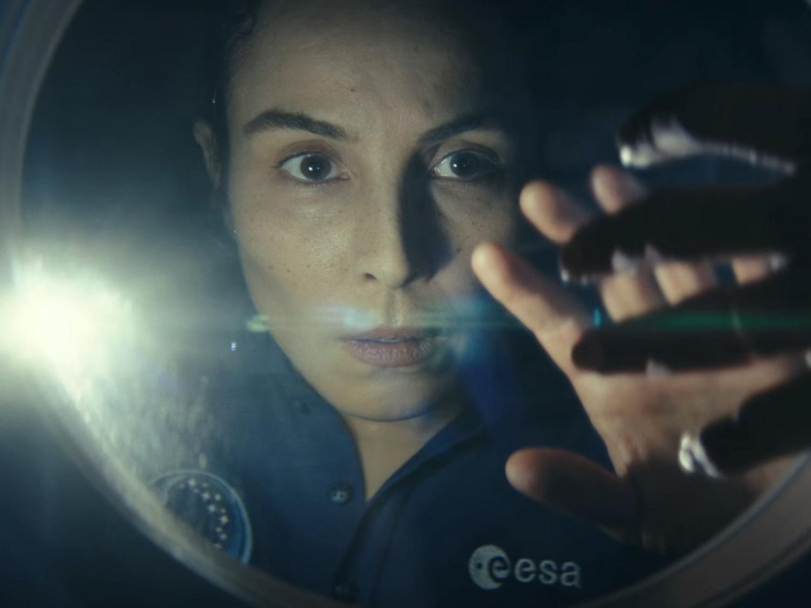En "Constellation", Noomi Rapace interpreta a Jo. Ella es una astronauta que regresa a la Tierra tras un desastre durante su misión (Foto: Apple TV+)