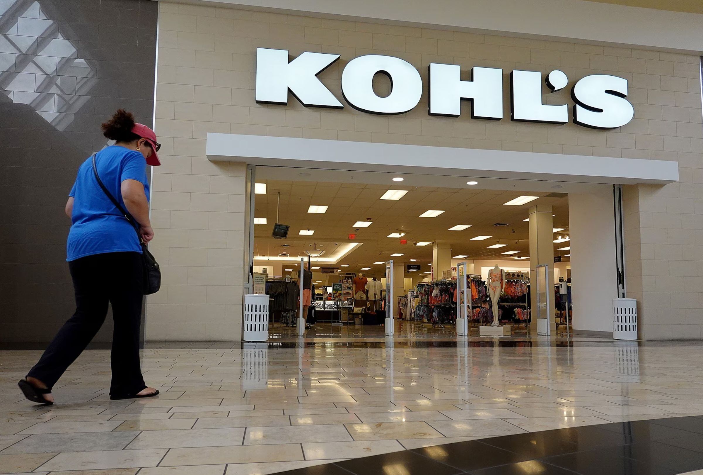 Estas tiendas cerrarán oficialmente este fin de semana , y el cierre se realizará el domingo 29 de marzo. (Foto: Joe Raedle/Getty Images)