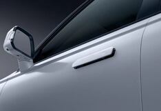 Aportan a la aerodinámica, pero podrían ser mortales: ¿por qué en China prohibirán las manijas retráctiles en las puertas?