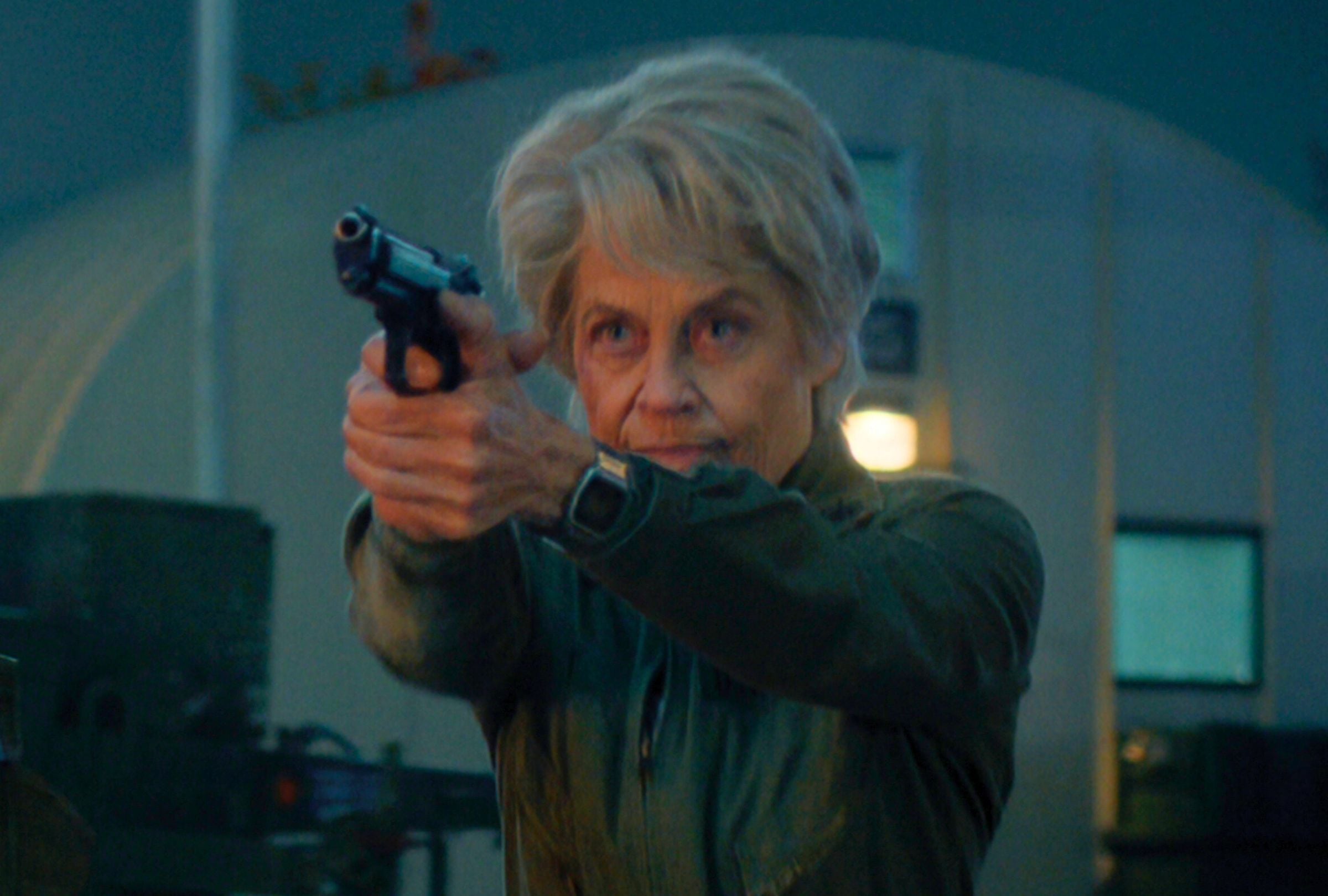 La Dra. Kay de "Stranger Things 5" se suma a la lista de grandes papeles de acción de la querida Linda Hamilton (Foto: Netflix)