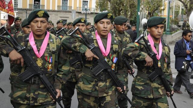 Militares bolivianos detenidos en Chile quedan en prisión preventiva