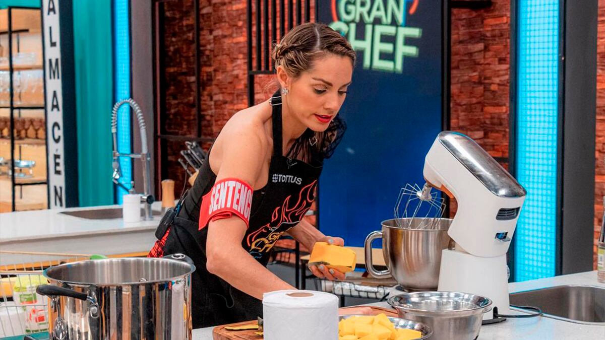 Así fue la reacción viral de Brenda Carvalho en El Gran Chef Famosos por la “Macumba” de Javier Masías | Foto: @elgrancheffamosos.tv / Instagram