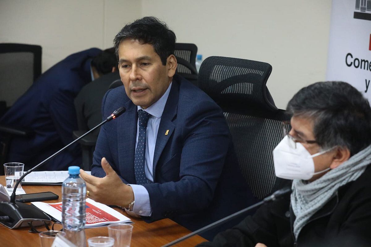 El ministro Julio Demartini aclaró que la nueva propuesta empezará a funcionar a partir del 2025. Foto: Congreso