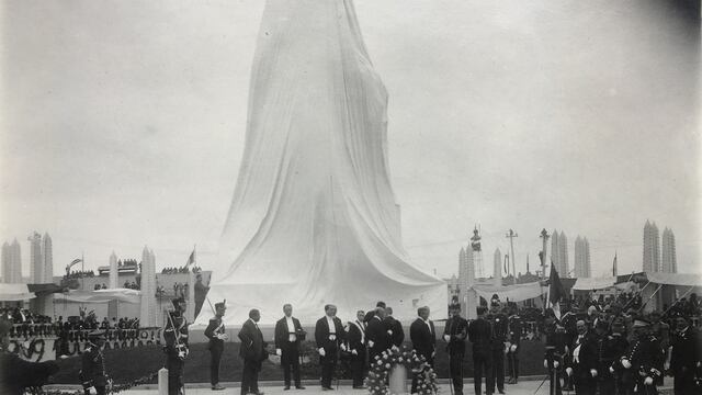 La solemne inauguración del monumento a José de San Martín