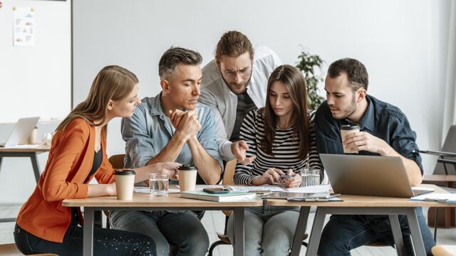 La importancia de comprender la dinámica del mercado laboral al momento de decidir una carrera profesional