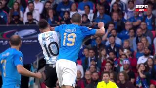 Argentina vs Italia: Bonucci aplicó codazo a Messi y se salvó de la roja en la Finalissima | VIDEO