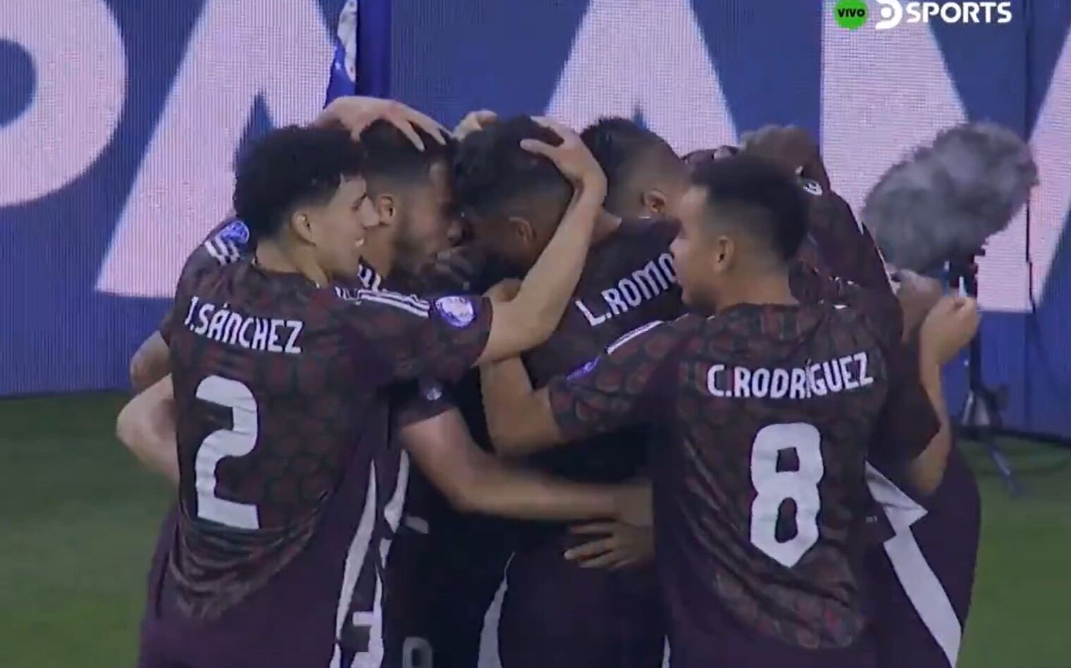 El lateral mexicano no dudó en asestar un misil para la victoria parcial de México sobre Jamaica por la fecha 1 del Grupo B de la Copa América 2024.