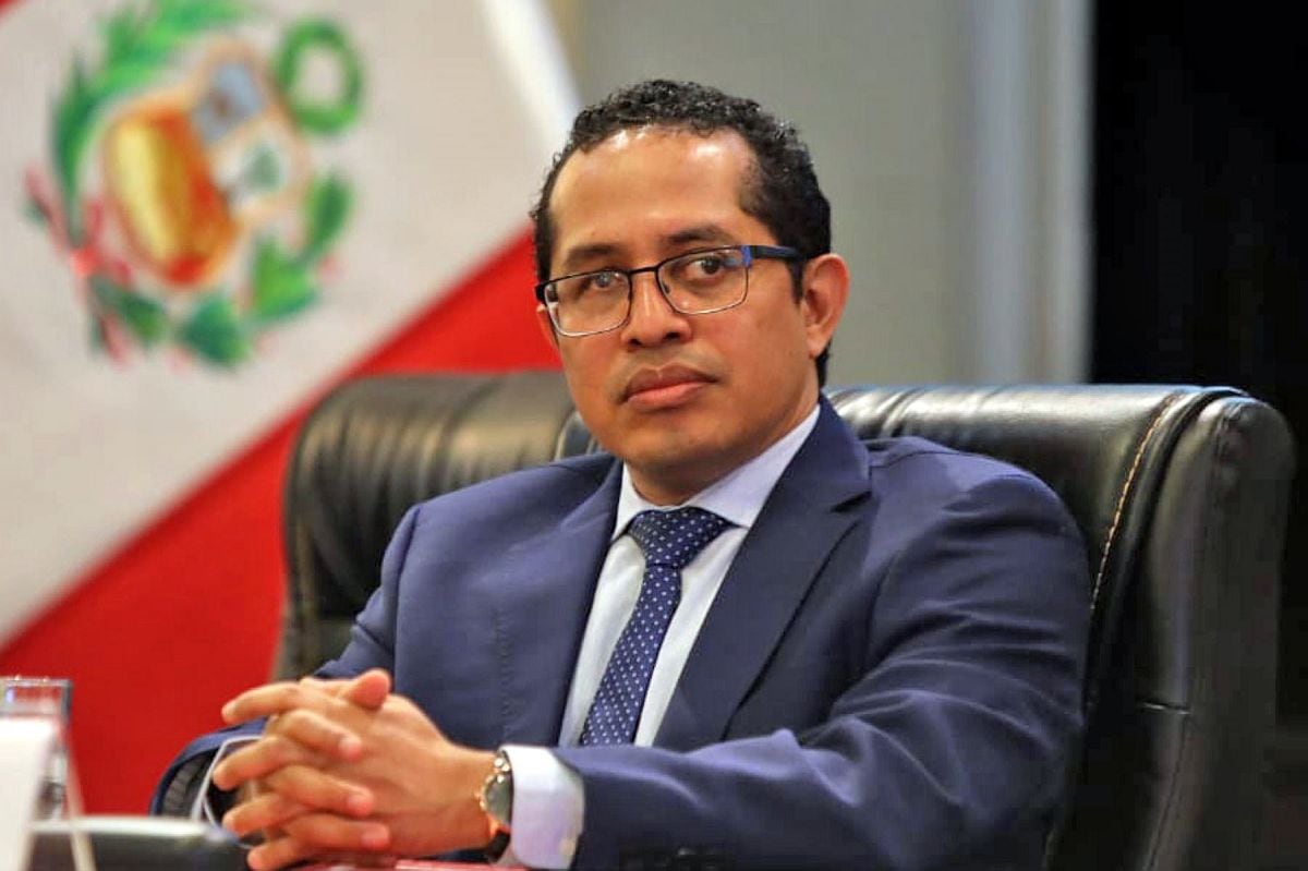 Roberto Burneo, presidente del JNE, recordó que su institución necesitará 936,90 millones de soles. (Foto: Andina)