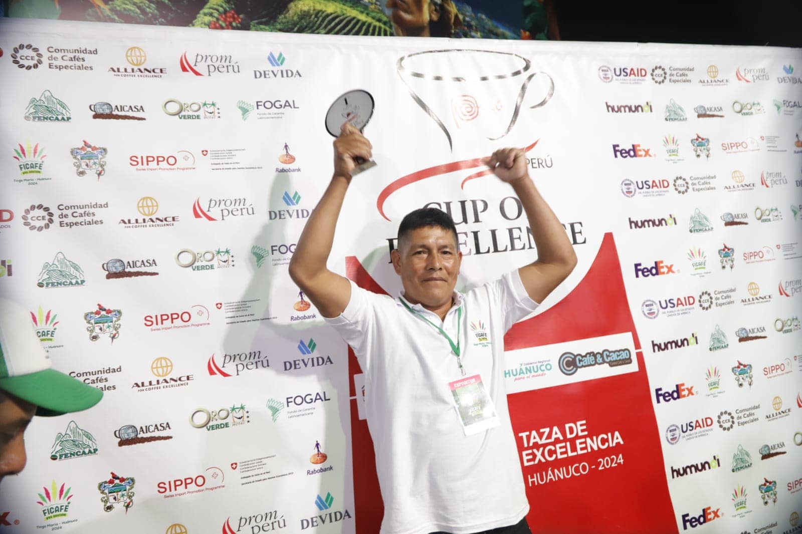 El café de Miguel Pandilla Chinguel se impuso a otras 106 muestras que participaron en la competencia para elegir al mejor café peruano del 2024. (Foto: MIDAGRI)