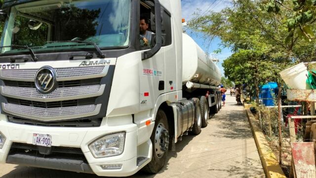 Ministerio de Vivienda entrega seis camiones cisterna para atender desabastecimiento de agua en Los Órganos y Máncora