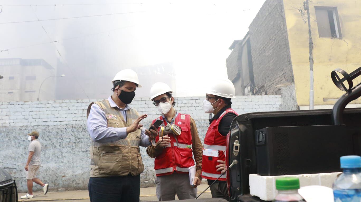 Cercado de Lima: OEFA monitorea calidad del aire tras voraz incendio que afecta casi una manzana. (Foto: gob.pe)