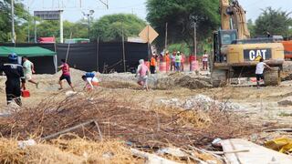 Gremios de construcción civil se enfrentaron en Piura [FOTOS]
