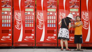 Enfoque de Coca-Cola en bebidas más saludables da frutos