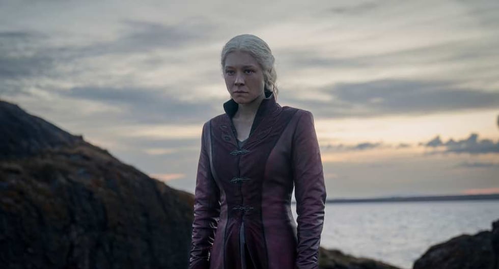 Rhaenyra Targaryen (Emma D'Arcy) en "House of the Dragon" 2x01. La princesa busca el cadáver de su hijo en este episodio.