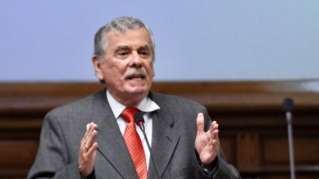 Rospigliosi propondrá que congresistas no reciban viáticos ni pasajes gratis por semana de representación durante campaña del 2026