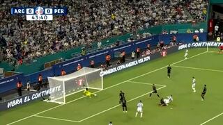 Pedro Gallese y su espectacular atajada para evitar el gol del argentino  Giovani lo Celso | VIDEO