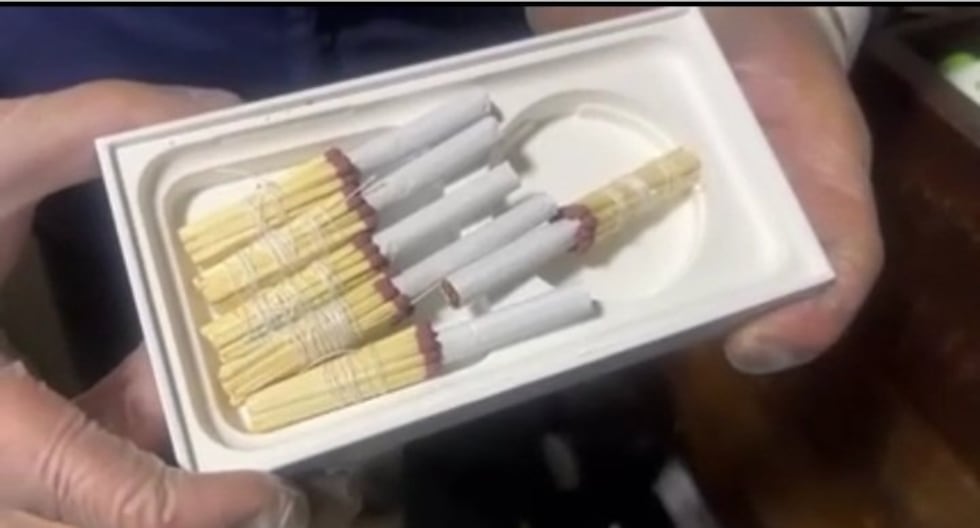 Fósforos amarrados a cigarrillos, el dispositivo usado para provocar los incendios en Valparaíso, Chile. (PDI).