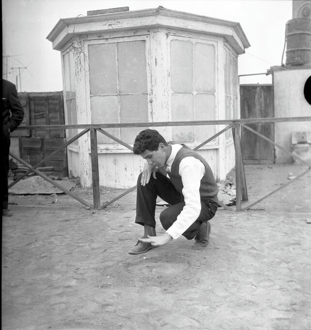 En 1965, el joven Alberto San Román aseguró haber visto “un ser verdoso y arrugado” caminando por el techo de su casa en Lima. (Foto: Archivo Histórico de El Comercio)