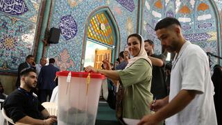 Irán afirma que ha subido la participación en segunda ronda de elecciones presidenciales