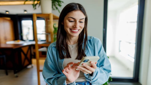 WhatsApp se reinventa: ahora anuncia nuevas funcionalidades con inteligencia artificial, fotos en vivo y stickers inteligentes