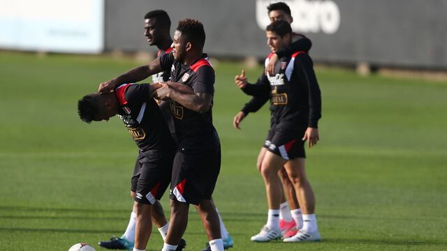 Selección peruana entrenó con Jefferson Farfán como protagonista