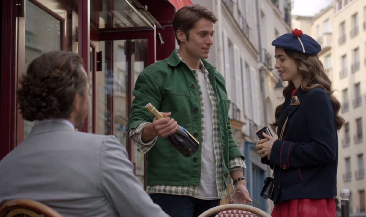 Gracias a una oferta de Antoine, Gabriel no regresó a Normandía (Foto: Netflix)