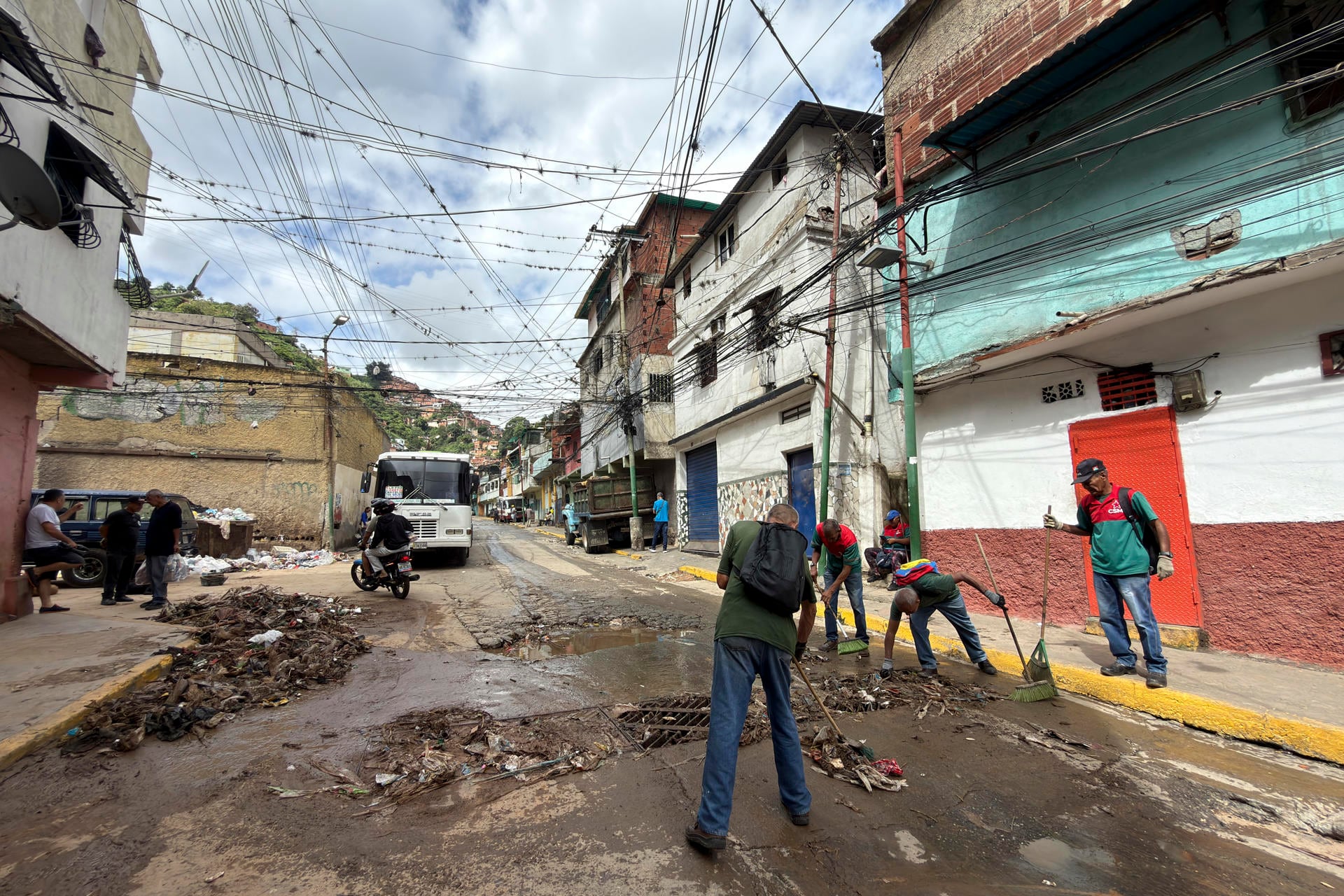 Venezuela: Al menos seis desaparecidos y decenas de viviendas afectadas por las fuertes lluvias