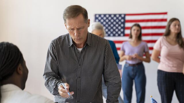 Atención si tienes una entrevista de ciudadanía: los documentos que debes llevar al reunirte con oficial del USCIS