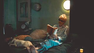 “C’est pas moi” de Leos Carax: una película para mirar una y otra vez, con redundancias y repeticiones