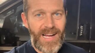 Un hombre genera debate al explicar por qué nunca deja propina: “¡hiciste tu trabajo!”