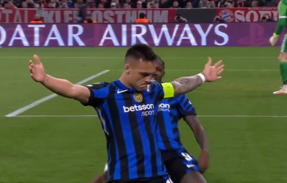 El delantero argentino no perdonó dentro del área alemana y con el borde exterior del pie colocó el balón lejos de las posibilidades de Jonas Urbig.