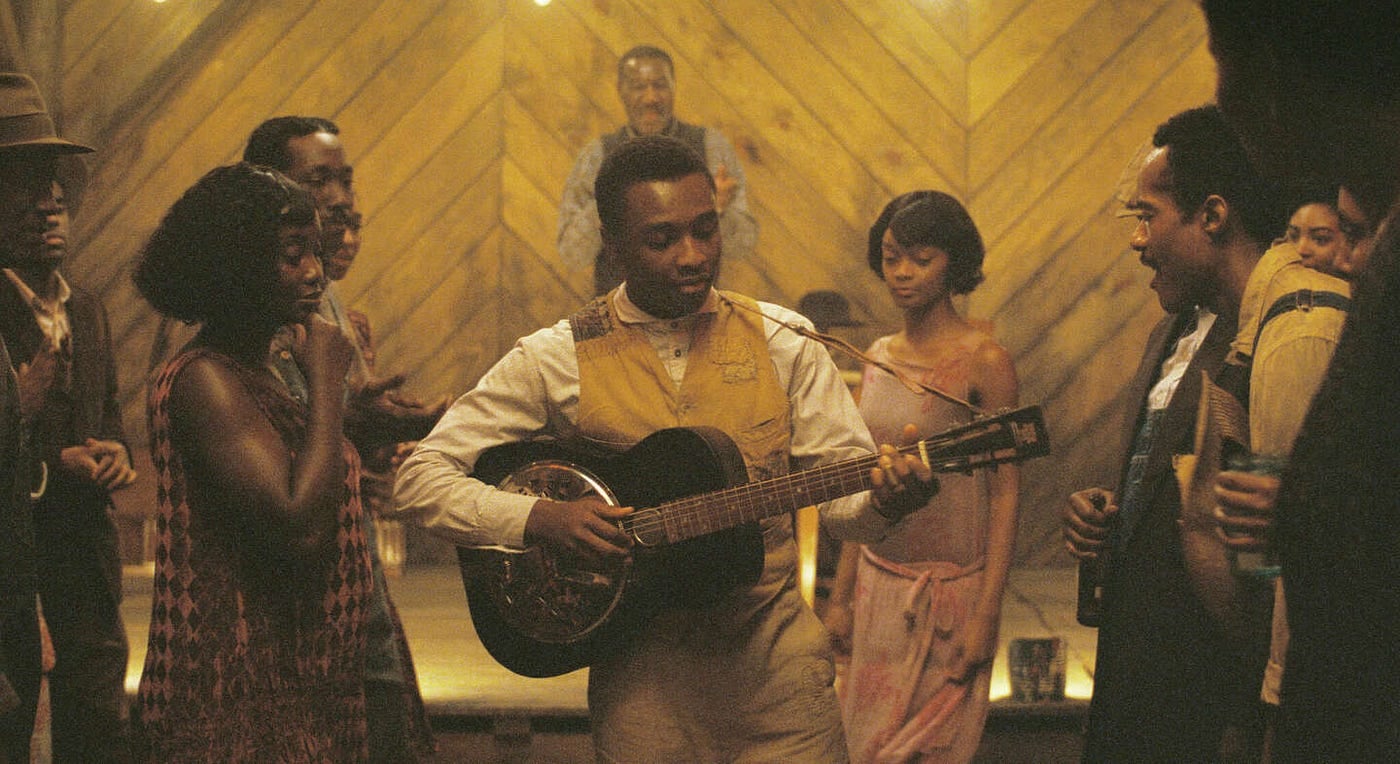 Miles Caton como Samuel "Sammie" "Preacher Boy" Moore en una escena de la película "Sinners" (Foto: Warner Bros. Pictures)