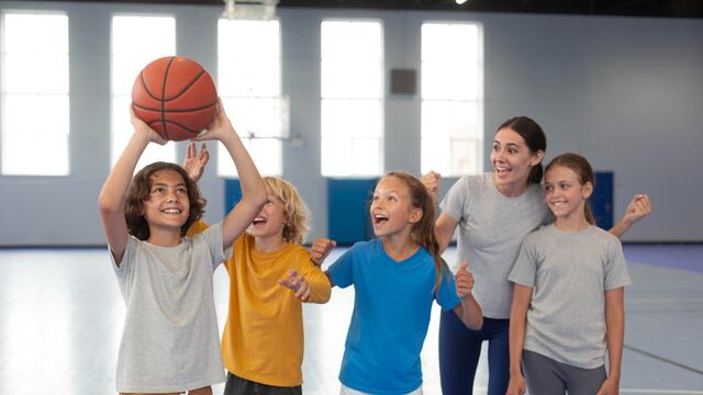 Guía práctica para elegir el deporte perfecto para tu hijo